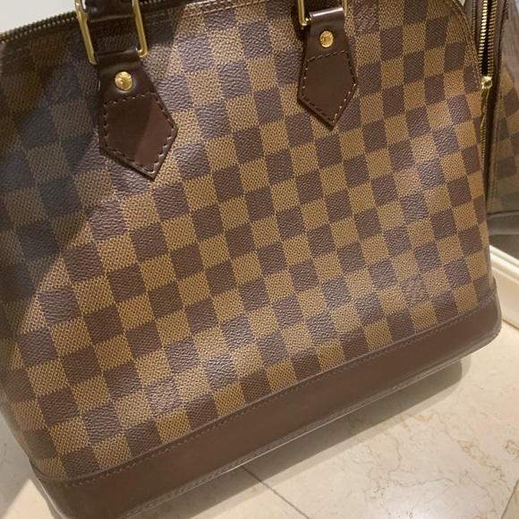 Louis Vuitton Alma PM with brass hardware - Picture 6 of 8